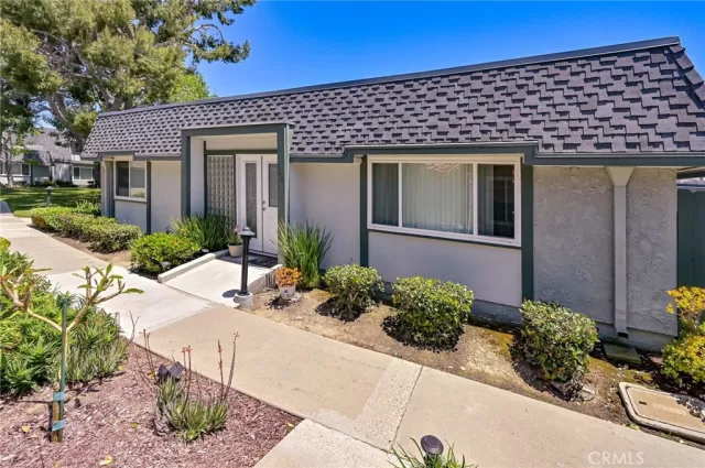 MLS: PW24090595 Condo For Sale