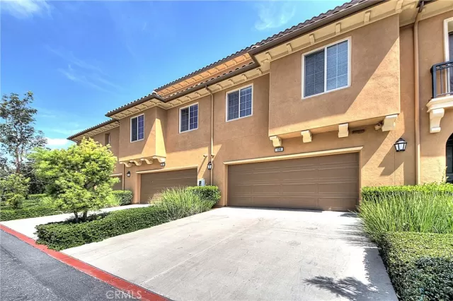 MLS: PW24093349 Condo For Sale