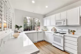 Photo #4: PW24093921 Listing 