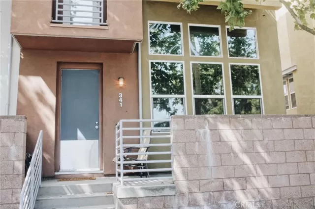 MLS: PW24097740 Condo For Sale