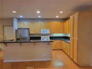 Photo #4: PW24100826 Listing 