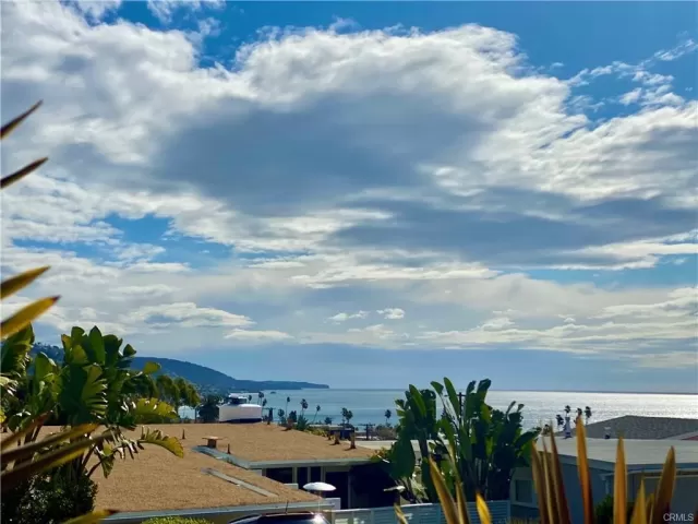 MLS: PW24101441 Condo For Sale