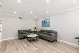 Photo #6: PW24102165 Listing 