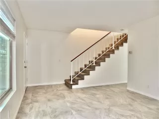 Photo #5: PW24103013 Listing 