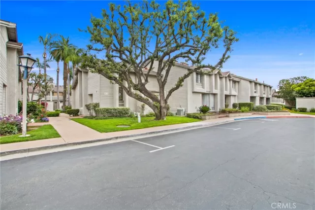 MLS: PW24104774 Condo For Sale