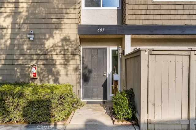 MLS: PW24105860 Condo For Sale