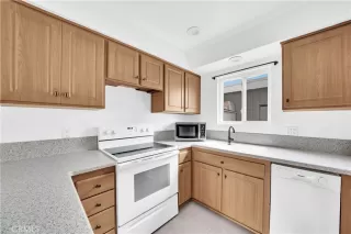 Photo #4: PW24109906 Listing