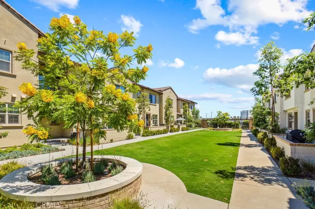 MLS: PW24113811 Condo For Sale