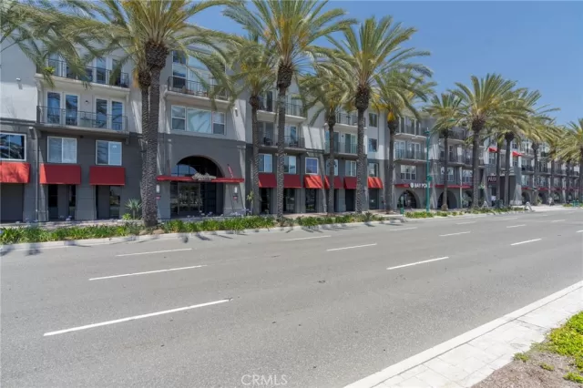 MLS: PW24115132 Condo For Sale