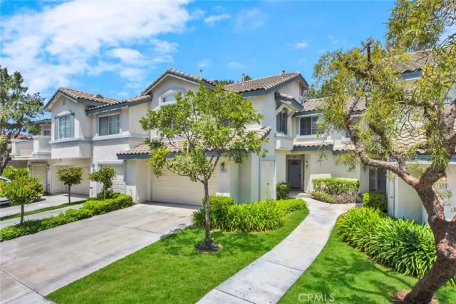 MLS: PW24116211 Condo For Sale