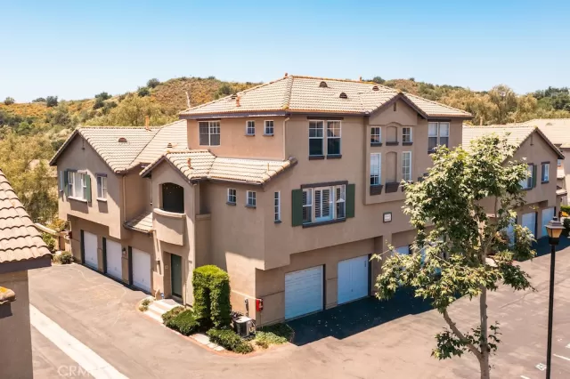 MLS: PW24118833 Condo For Sale