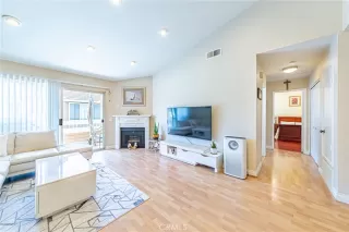 Photo #2: PW24120833 Listing 