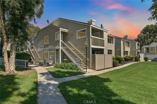 MLS: PW24130738 Condo For Sale