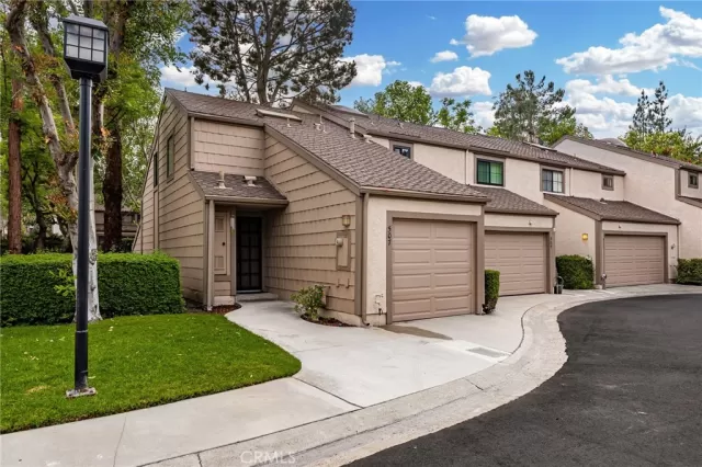 MLS: PW24135374 Condo For Sale