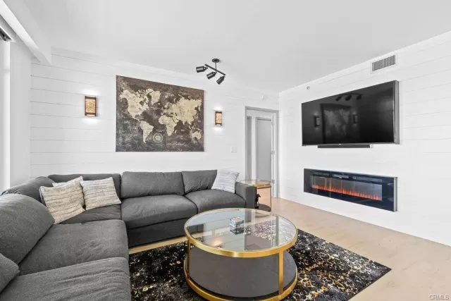 MLS: PW24138081 Condo For Sale