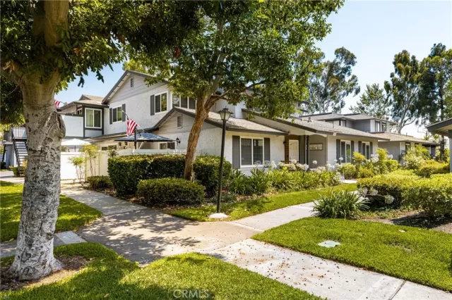 MLS: PW24140461 Condo For Sale