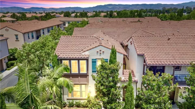 MLS: PW24143390 Condo For Sale