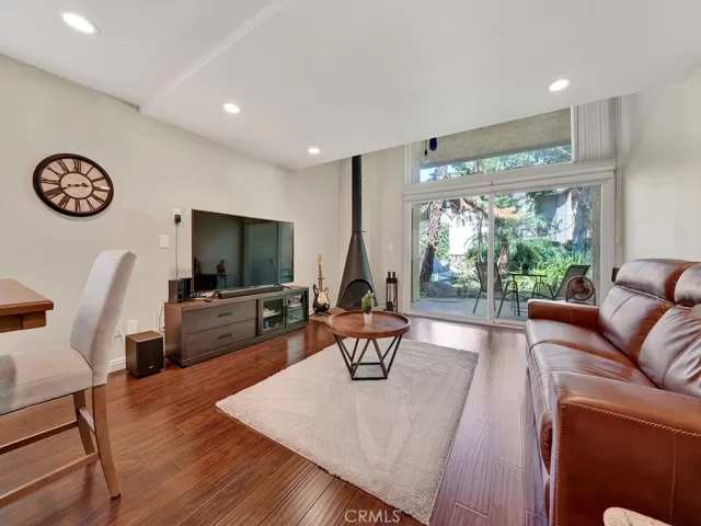 MLS: PW24155012 Condo For Sale