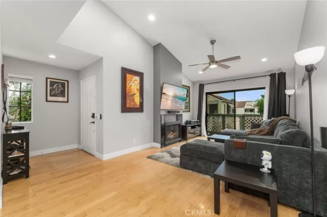 MLS: PW24157888 Condo For Sale