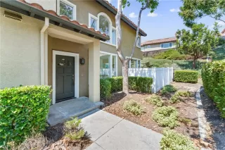 Photo #2: PW24159000 Listing