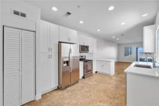 Photo #4: PW24162101 Listing