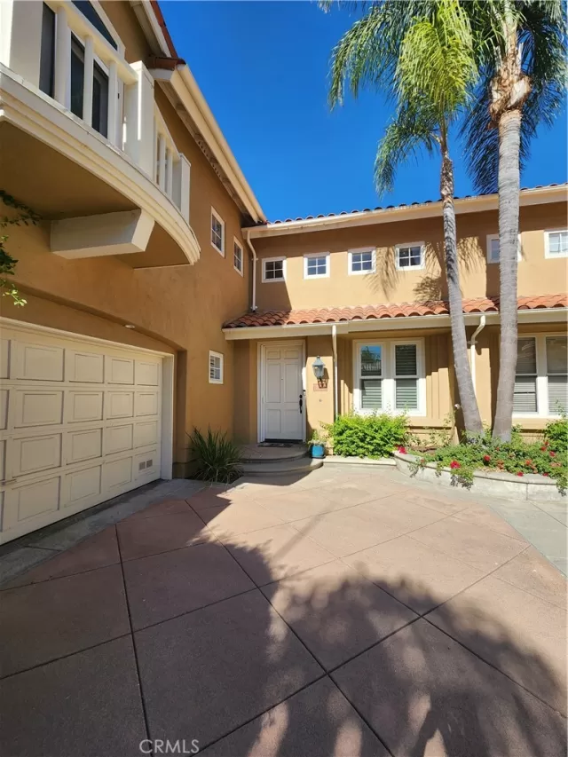 MLS: PW24162146 Condo For Sale