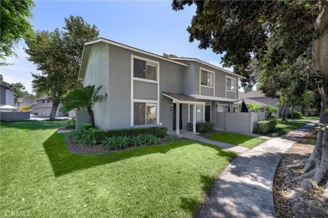 MLS: PW24162535 Condo For Sale