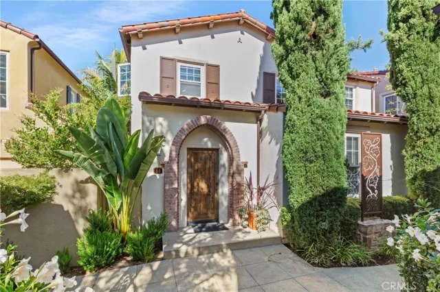 MLS: PW24169169 Condo For Sale