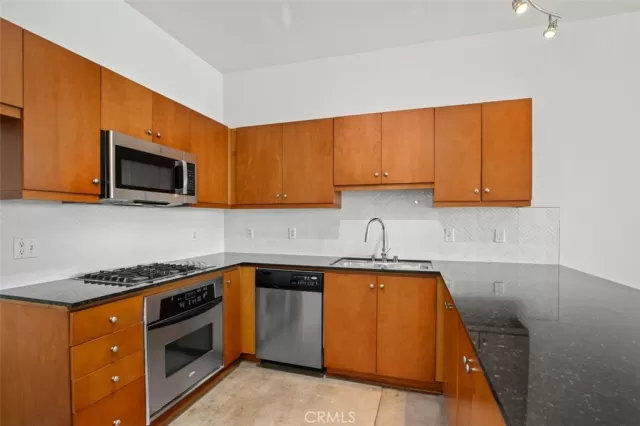 MLS: PW24169426 Condo For Sale