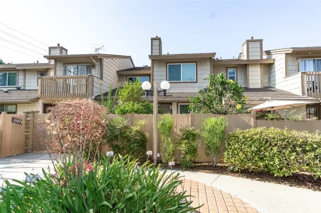 MLS: PW24175036 Condo For Sale