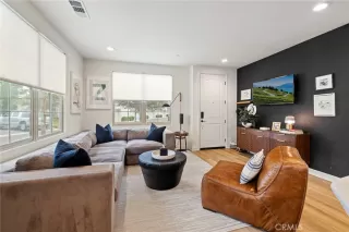 Photo #2: PW24176050 Listing