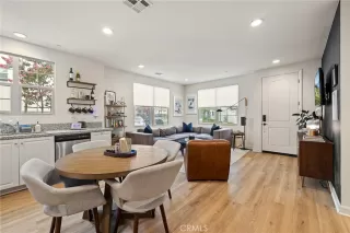 Photo #4: PW24176050 Listing