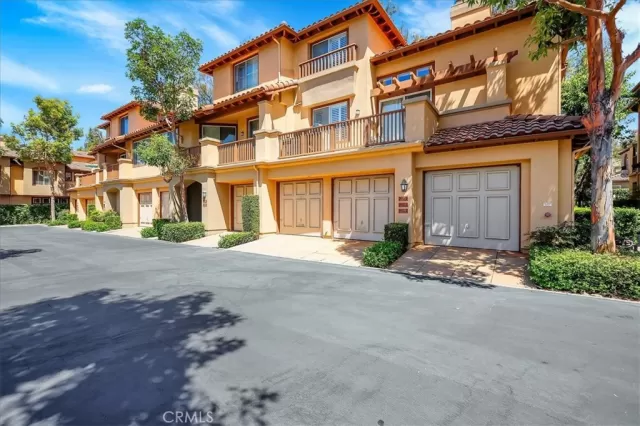 MLS: PW24180272 Condo For Sale