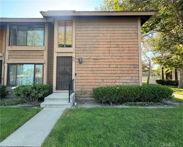 MLS: PW24181274 Condo For Sale