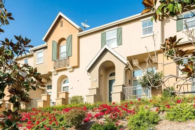 MLS: PW24181584 Condo For Sale