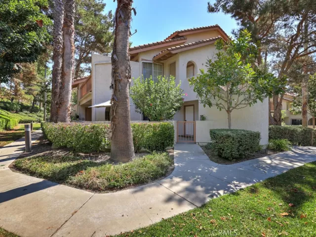 MLS: PW24182120 Condo For Sale