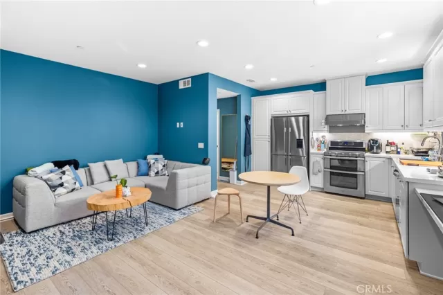 MLS: PW24183889 Condo For Sale