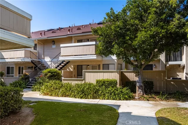 MLS: PW24186163 Condo For Sale