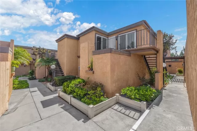 MLS: PW24193165 Condo For Sale