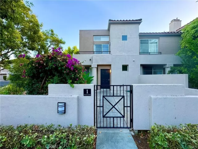 MLS: PW24197302 Condo For Sale