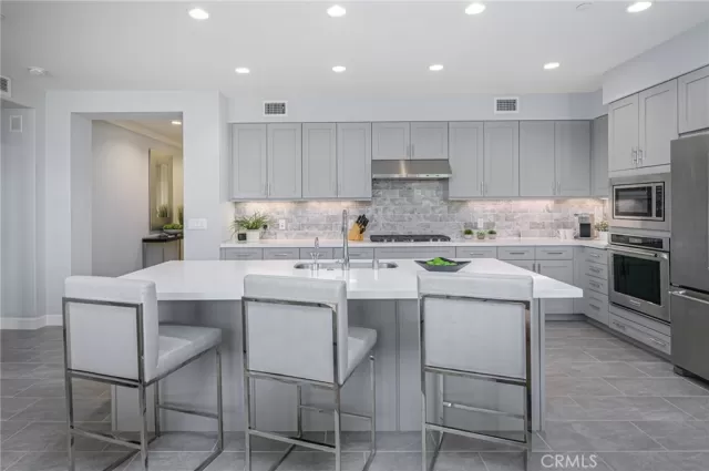 MLS: PW24199523 Condo For Sale