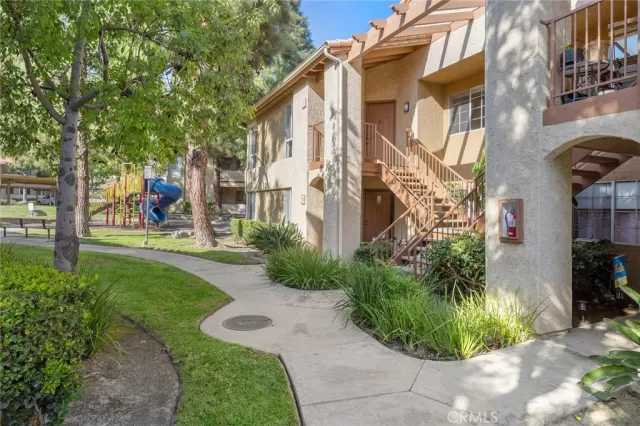 MLS: PW24200003 Condo For Sale