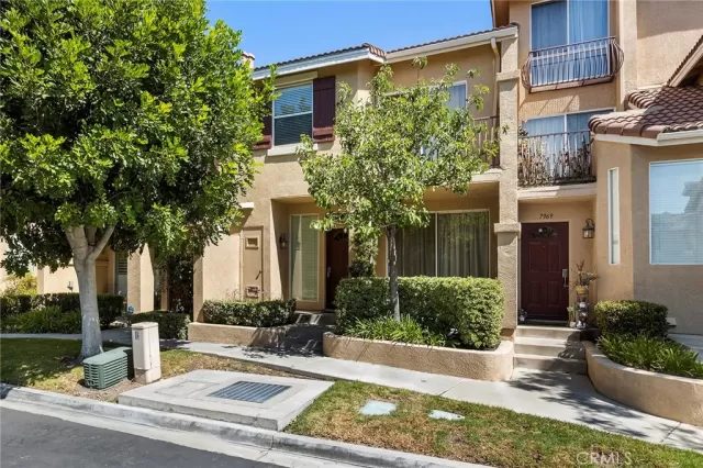 MLS: PW24202084 Condo For Sale