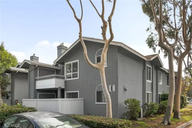 MLS: PW24207708 Condo For Sale