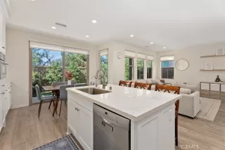 Photo #4: PW24209307 Listing