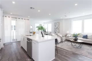 Photo #3: PW24210047 Listing 