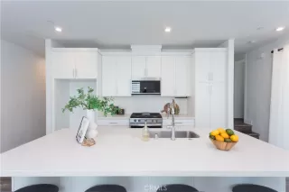 Photo #4: PW24210047 Listing 