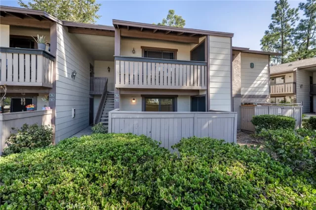 MLS: PW24211014 Condo For Sale