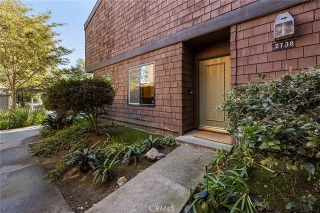 MLS: PW24220627 Condo For Sale