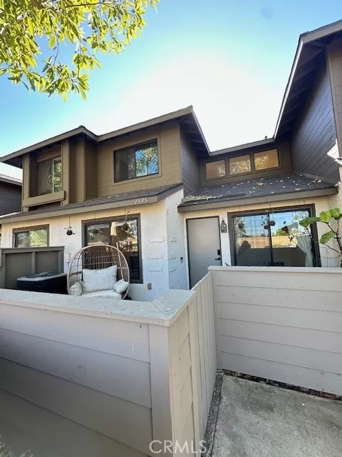 MLS: PW24229326 Condo For Sale